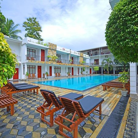 Royal Reach Udawalawe Hotel Ngoại thất bức ảnh