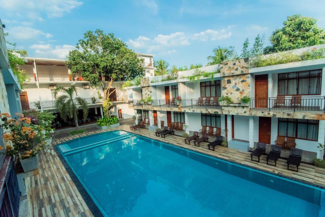 Royal Reach Udawalawe Hotel Ngoại thất bức ảnh