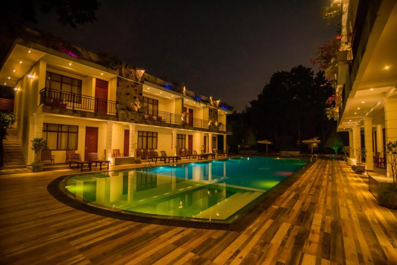 Royal Reach Udawalawe Hotel Ngoại thất bức ảnh