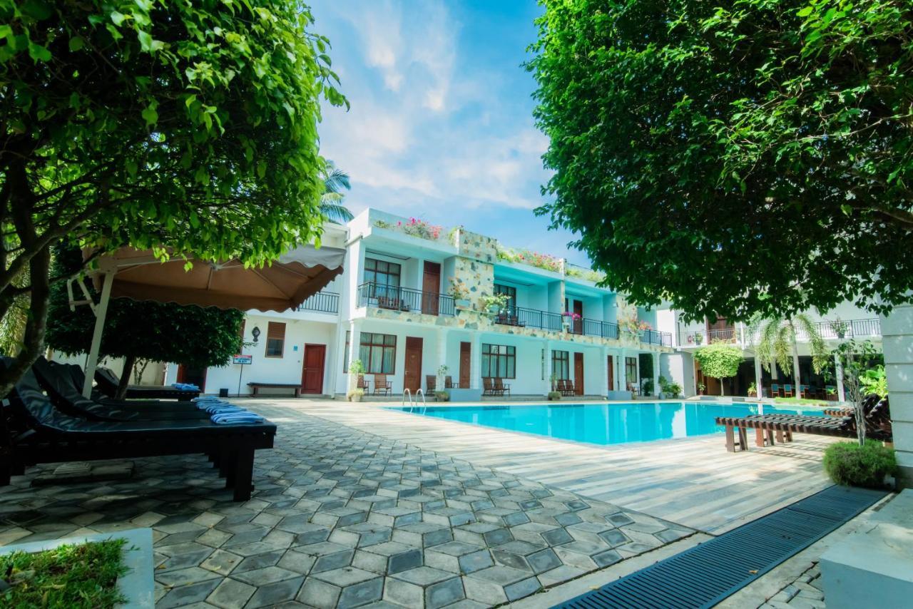 Royal Reach Udawalawe Hotel Ngoại thất bức ảnh