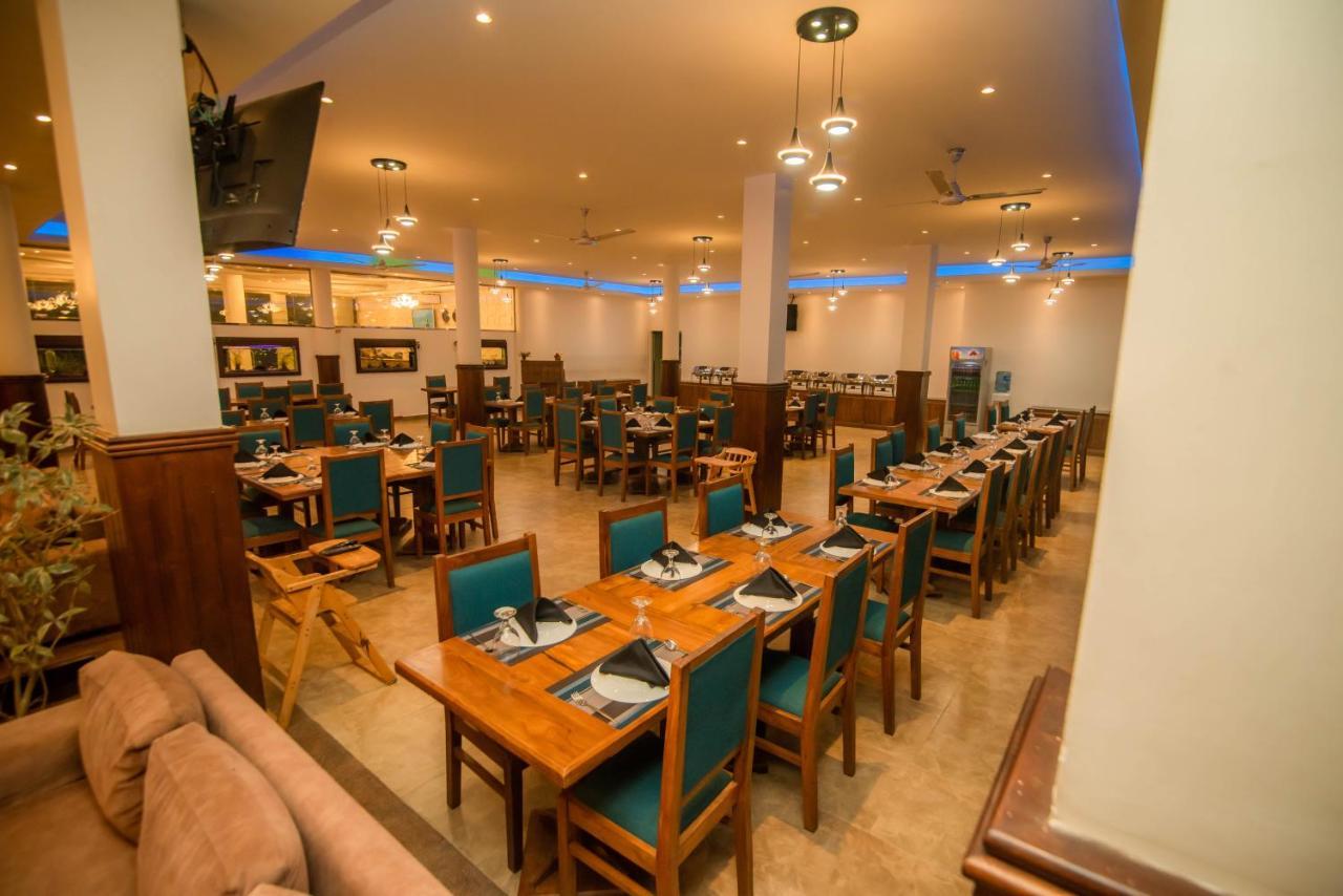 Royal Reach Udawalawe Hotel Ngoại thất bức ảnh