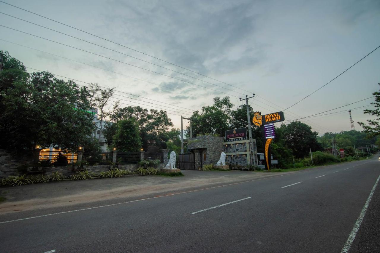 Royal Reach Udawalawe Hotel Ngoại thất bức ảnh