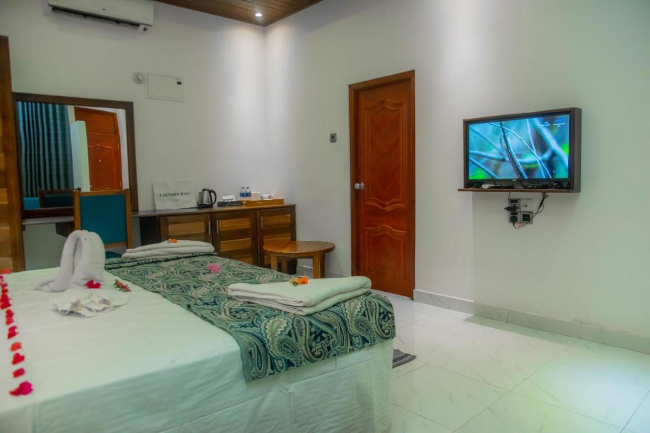 Royal Reach Udawalawe Hotel Phòng bức ảnh