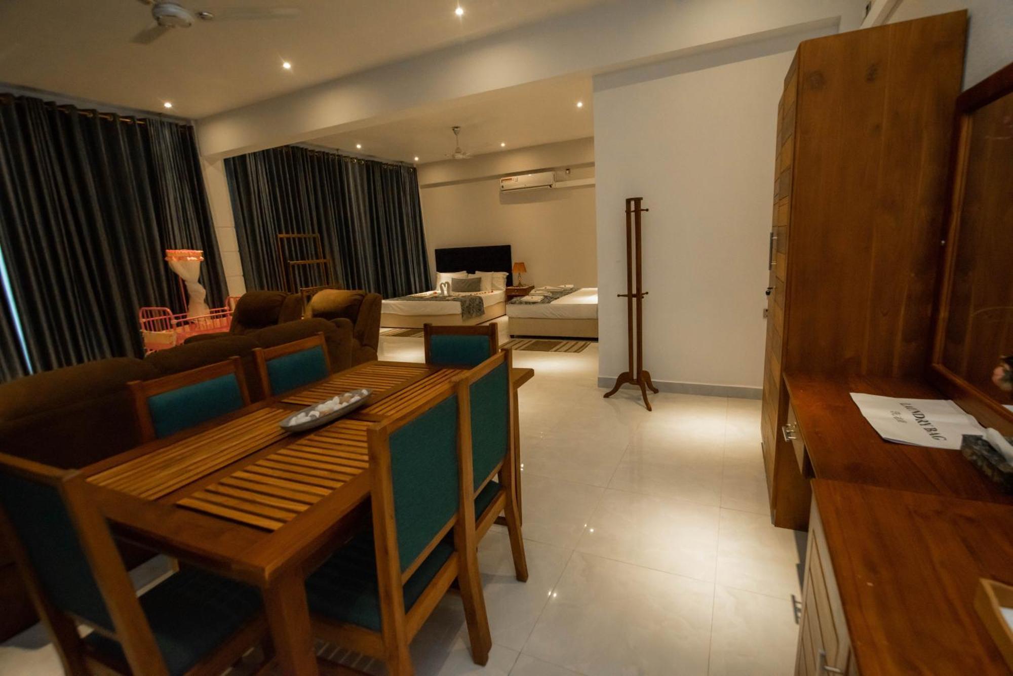 Royal Reach Udawalawe Hotel Phòng bức ảnh